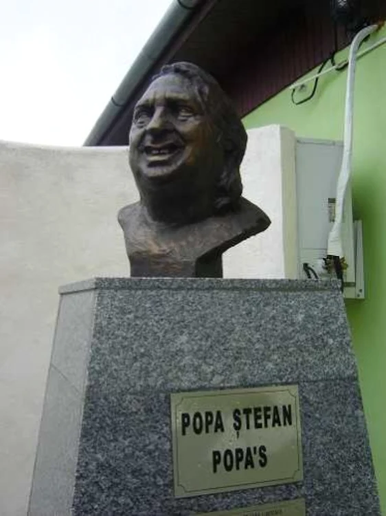 Statuia de bronz a lui Ştefan Popa Popa's a dispărut