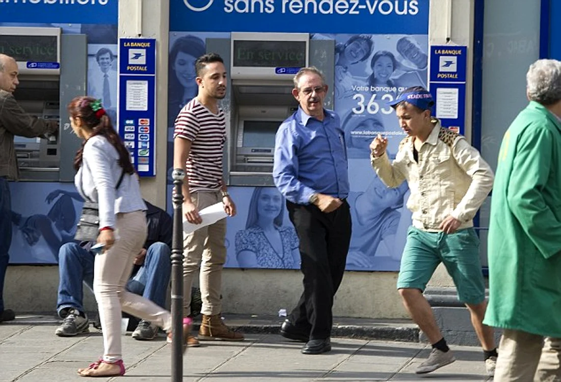 Bancomate paris