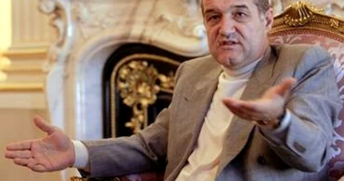 Gigi Becali plănuieşte să-l înlocuiască pe Lăcătuş în iarnă