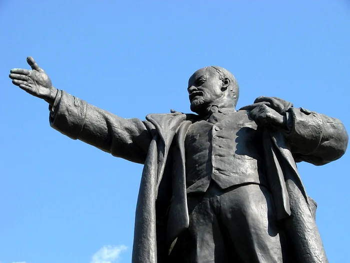 Monument dedicat lui Lenind FOTO visegradplus.org