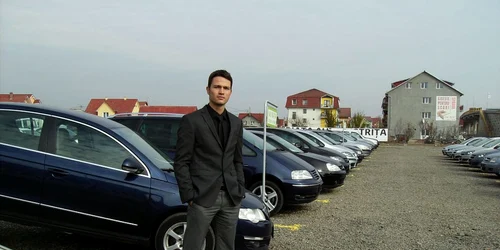 Robert Sighiartău crede că teama taxelor din 2011 îi determină pe bistriţeni să cumepre maşini second 