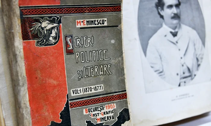 Mihai Eminescu: volume de lucrări din colecția Muzeului Naţional de Istorie a Moldovei