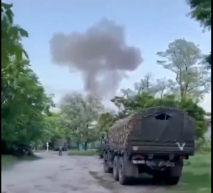 Un incendiu a izbucnit miercuri la o bază militară din Crimeea FOTO Captură Twitter