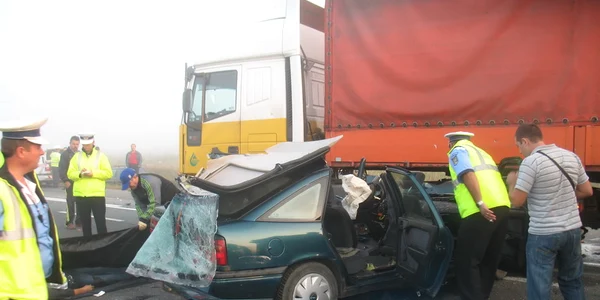 27 septembrie 2008 – DN1, Săcel – mamă, tată şi fiică au pierit din cauza unui șofer neatent.