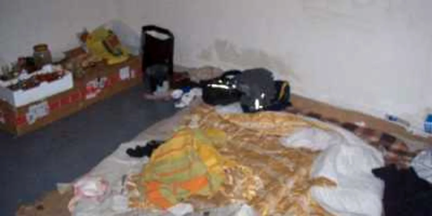 Carabinieri ameninţaţi cu moartea de către trei români