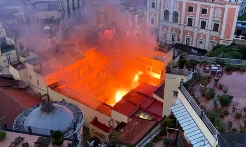 Sannazaro napoli incendiu jfif