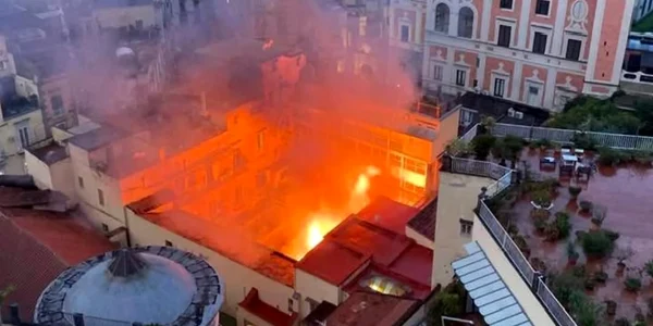 Sannazaro napoli incendiu jfif