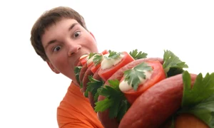 barbat mancare 2 24 2008 6 18 02 pm jpeg