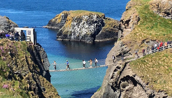 Carrick-a-Rede Rope Bridge Foto: Wikipedia