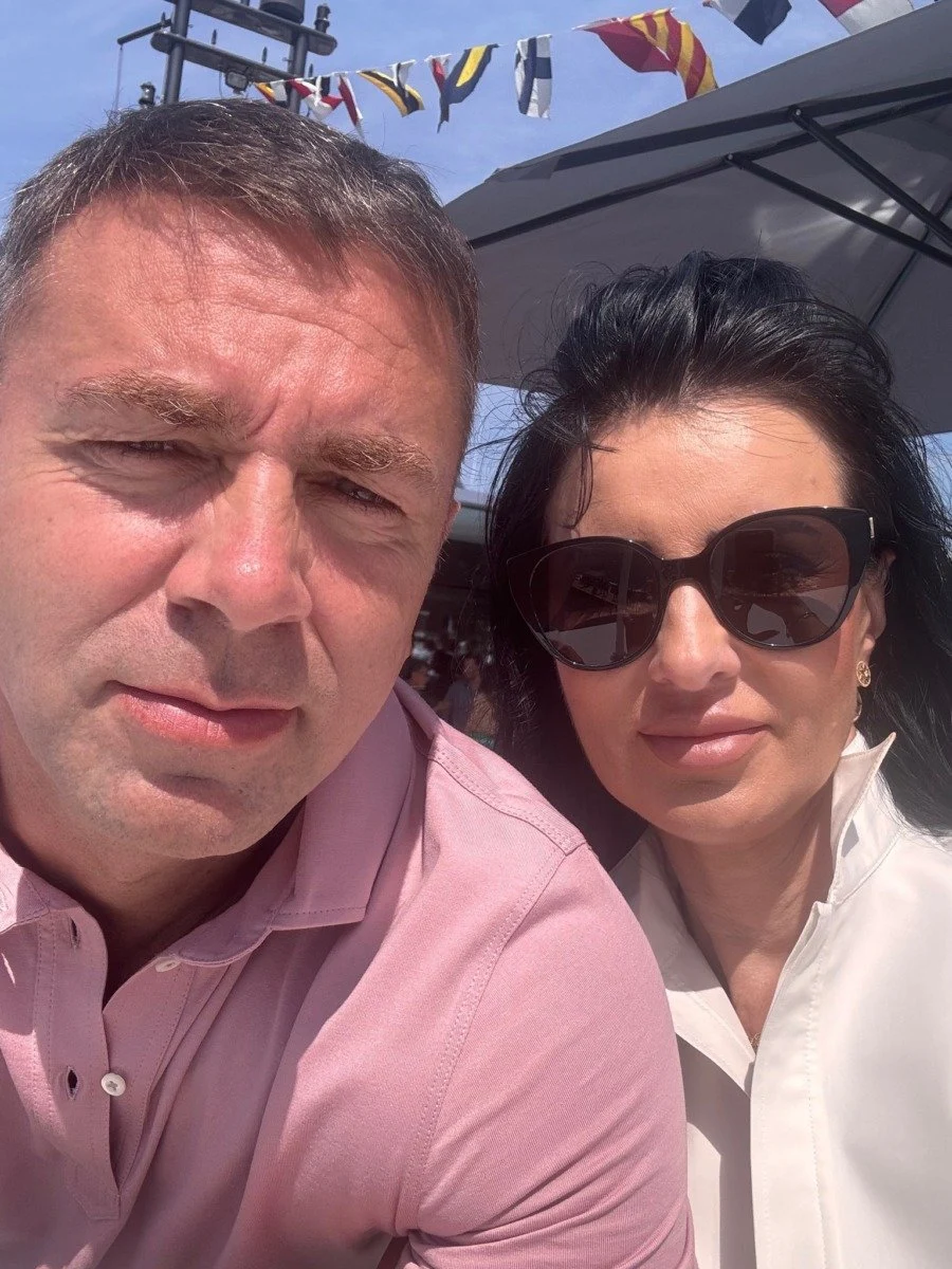 O șefă de secție de la Spitalul Județean de Urgență Bacău și soțul ei dețin apartamente de 15 milioane de euro în Dubai: „Investițiile în imobiliare sunt un pas către diversificare”