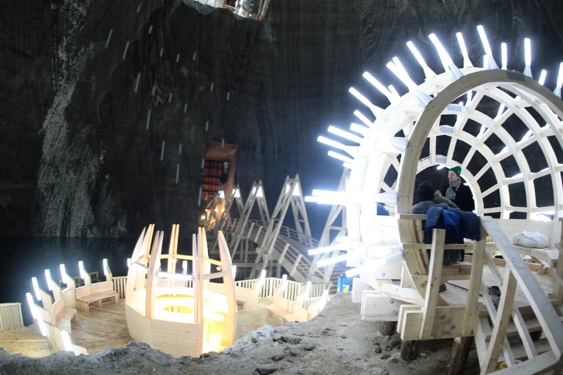 Amenajări futuriste la Salina Turda