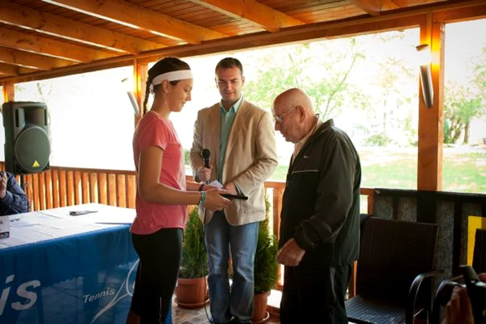 Eugen Vătășescu, cel mai longeviv antrenor emerit de tenis la premierea din 2012 Foto FRT