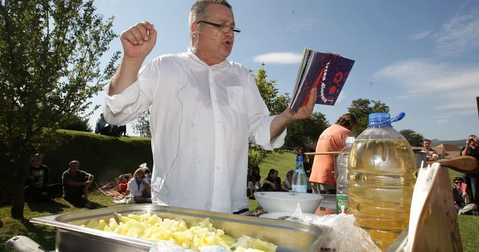 Mircea Dinescu va veni la Cluj   FOTO: arhiva Adevărul