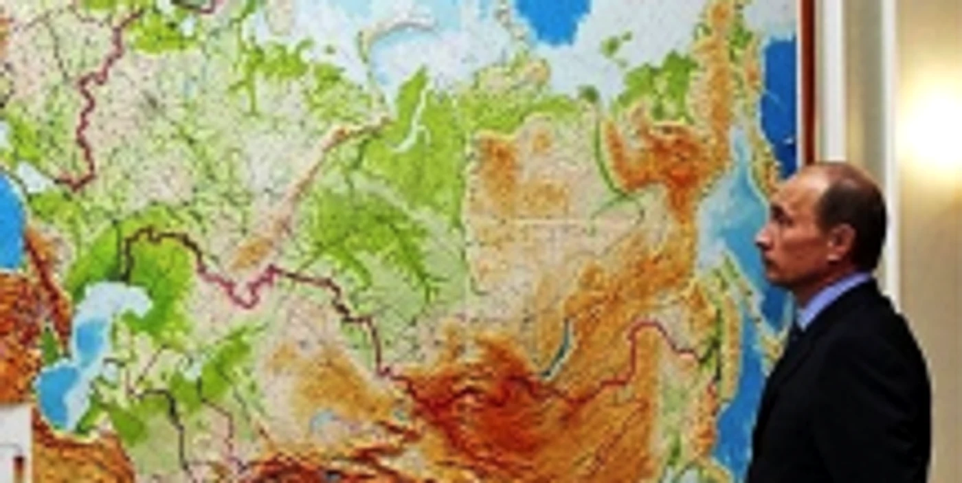 putin cu faţa la harta