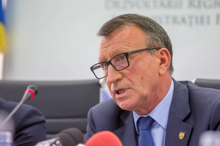 Stănescu cere primarilor să se implice în campania electorală. FOTO: Inquam Photos / Bogdan Buda