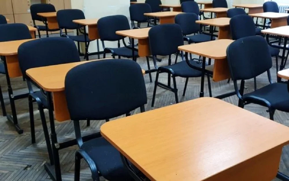 Reacția unui primar după crima comisă de adolescenți: „Verificați-i dacă sunt la școală!”. Ce măsură a decis pentru a combate absenteismul