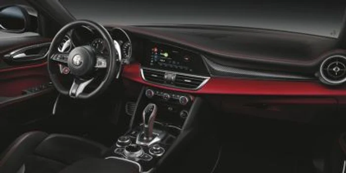 alfa romeo quadrifoglio