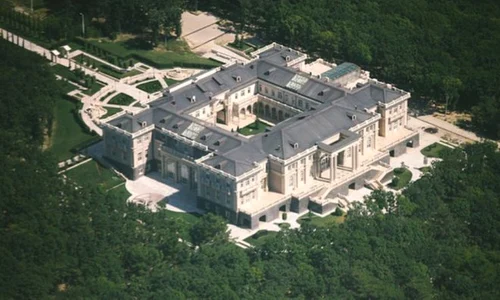 Vladimir Putin şi ar fi construit un palat impresionant în sudul Rusiei jpeg
