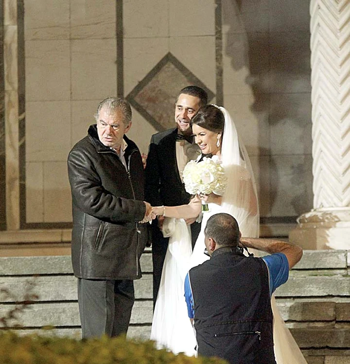Actorul Florin Zamfirescu  i-a felicitat pe miri
