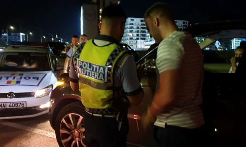 Bătăuşa a lovit o chelneriţă,  trei paznici, un martor,  trei poliţişti locali  şi un poliţist naţional jpeg