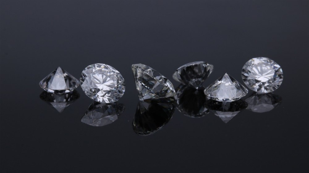 G7 anunță interdicția importurilor de diamante rusești. Ce se întâmplă cu diamantele de origine mixtă