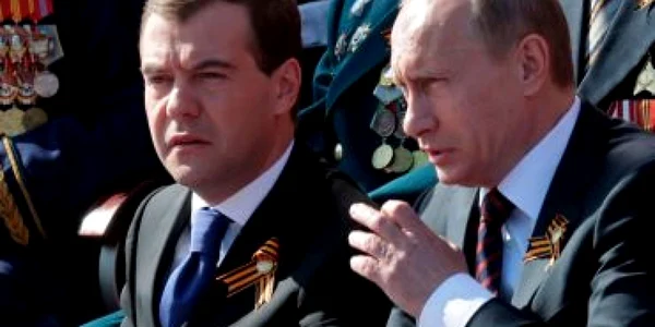 Dmitri Medvedev despre industria armamentului: "Nu trebuie să cedăm poziţiile pe care le-am obţinut cu greu"