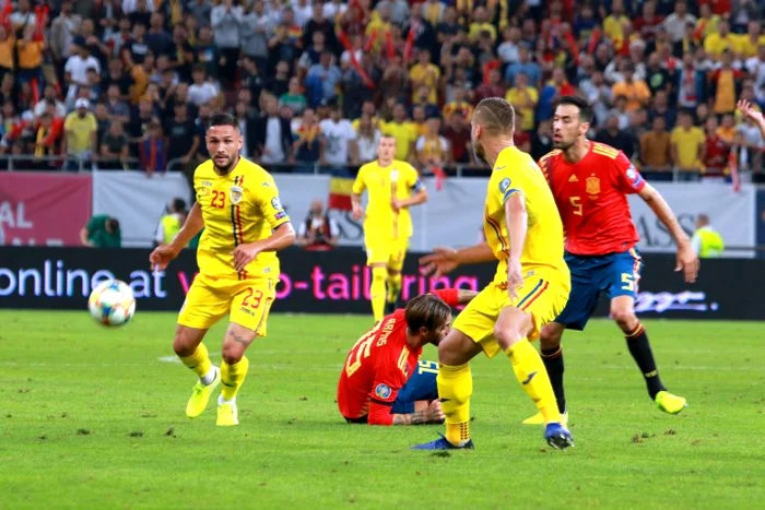 Florin Andone a marcat golul României în fața SpanieiFOTO: Marian Burlacu