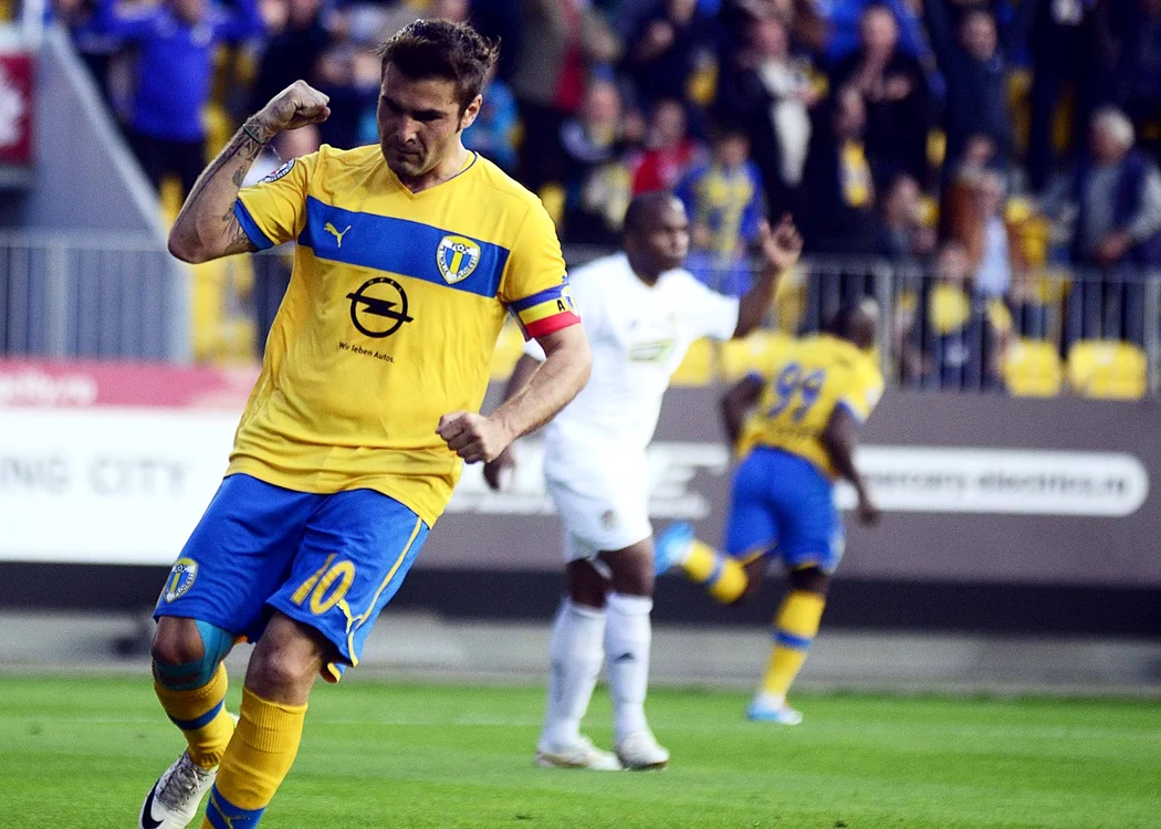 Adrian Mutu a ajuns căpitan la Petrolul FOTO Rpressport.ro