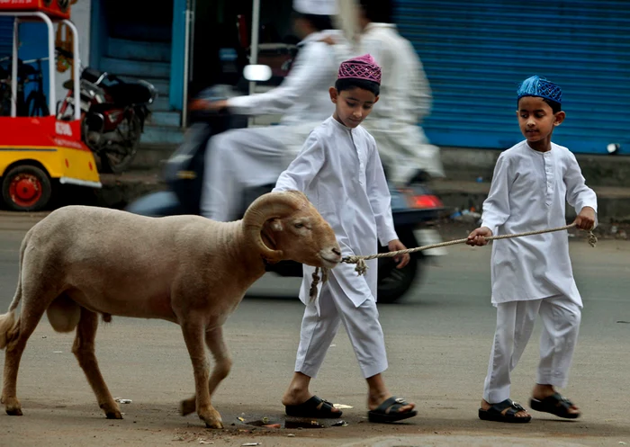 Sărbătoarea se numeşte Eid al Adha, în traducere sărbătoarea sacrificiului