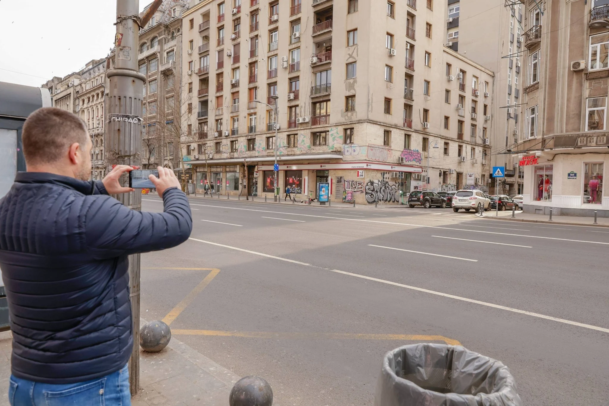 Primarul Capitalei acuză că „un jmecher” a pus mâna pe un teren de lângă clădirea Patria și cere să fie expropriat. „Vrea și el să construiască un bloculeț”