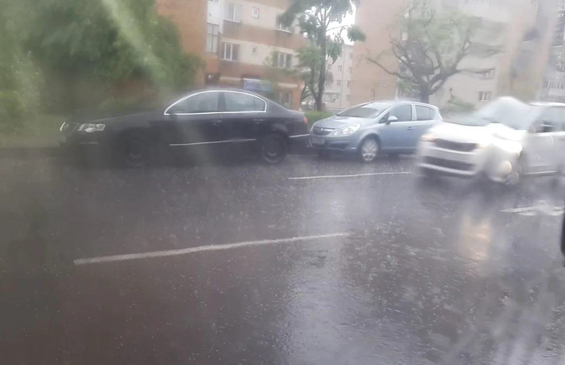 dministraţia Naţională de Meteorologie (ANM) a actualizat atenţionarea meteorologică – Cod Galben, valabilă şi pentru judeţul Dâmboviţa FOTO Ionuţ Dima