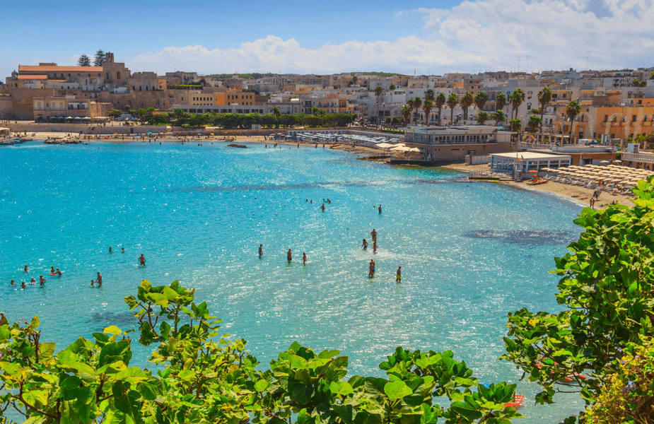 „Maldivele Italiei” și plajele paradisiace ale orașelor ascunse din Salento VIDEO