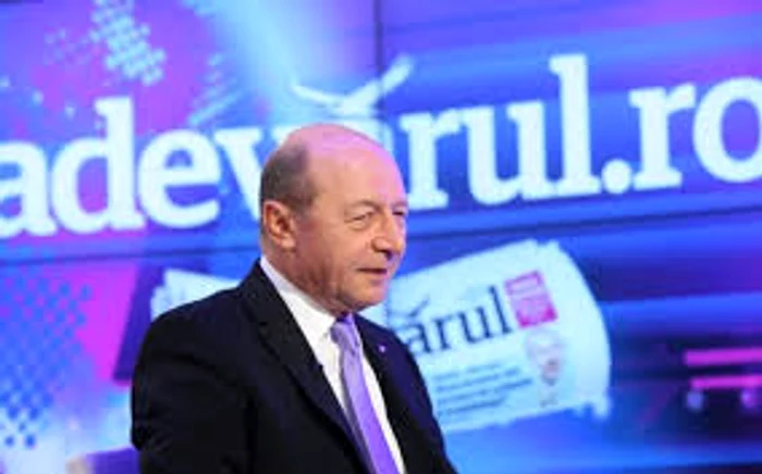 
    Traian Băsescu a vrut să recurgă la gesturi dramatice după arestarea fratelui său Mircea  