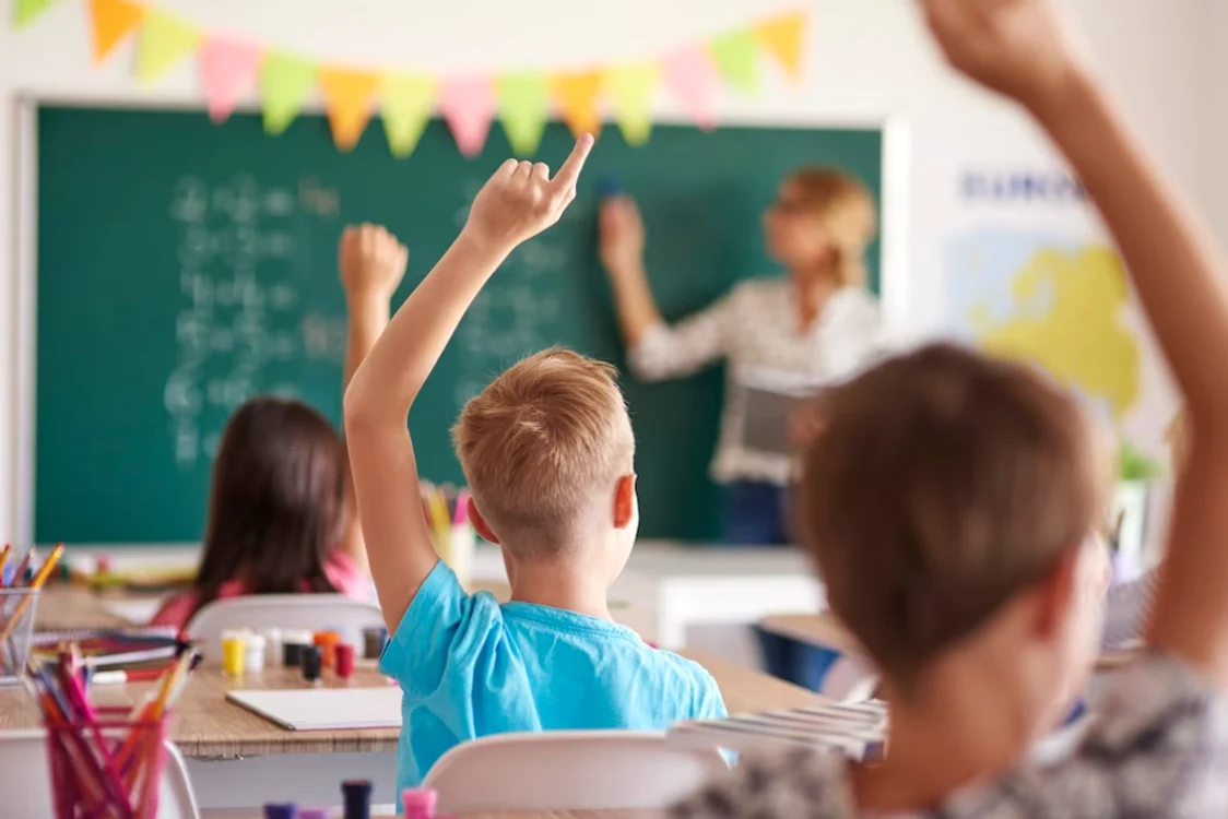 Notele cele mai mici au fost la Matematică. / foto: freepik.com