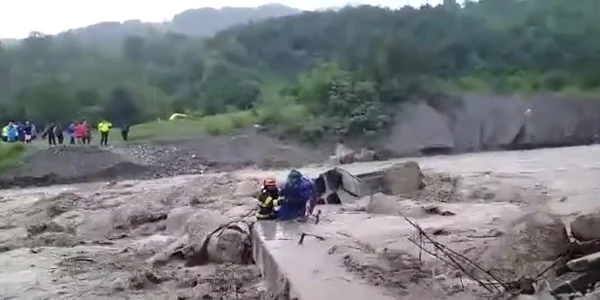 Inundatie Comarnic captura Facebook jpg