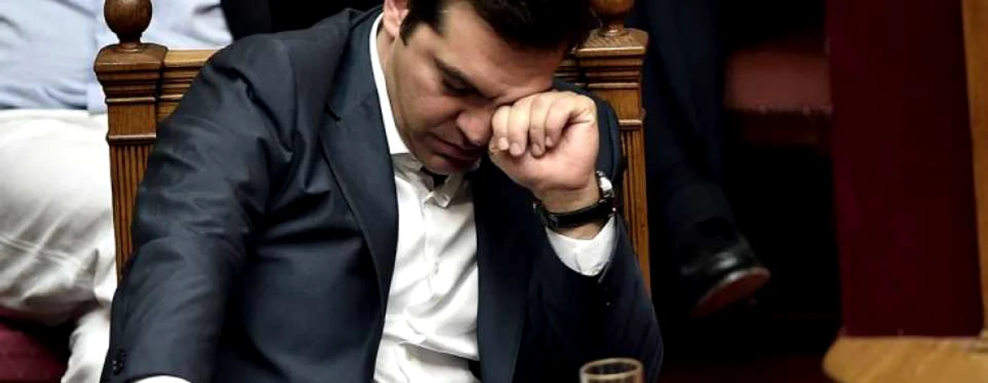 Alexis Tsipras, din nou în faţa colegilor din Parlament pentru dezbaterile privind noile reforme pe care trebuie să le facă Grecia. FOTO AFP