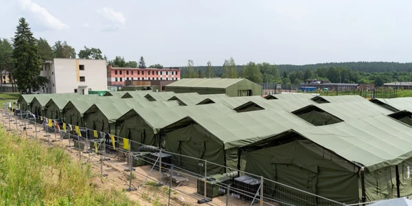 Centrul de detenţie pentru migranţi din Pabradė
