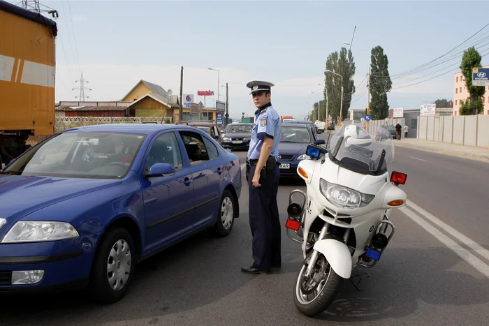 Normă de amenzi pentru poliţişti