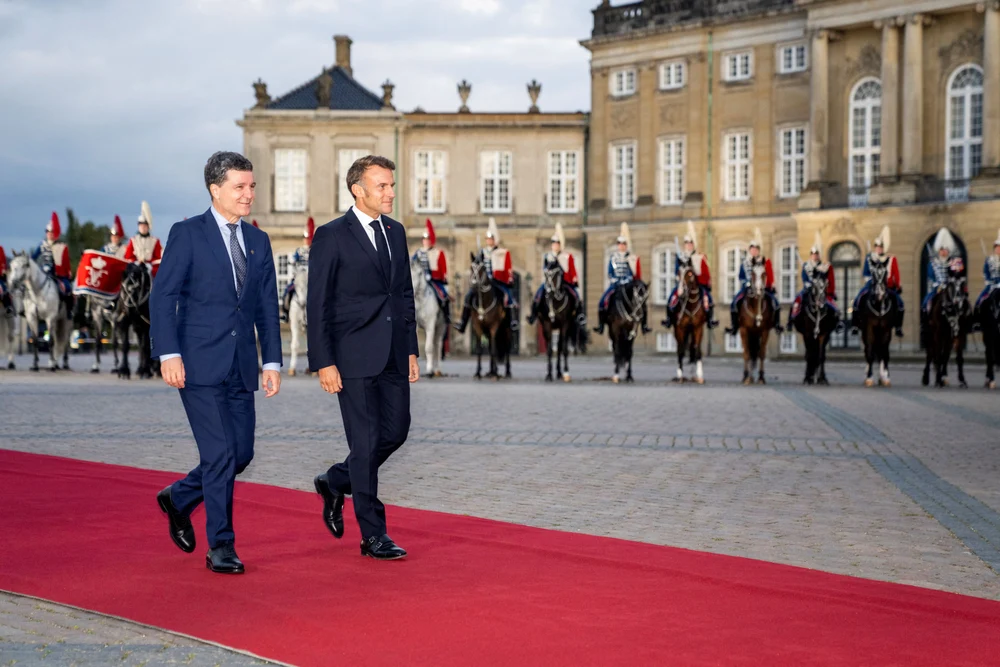 Nicușor Dan, întrevedere cu Emmanuel Macron la Palatul Élysée: ce subiecte vor fi discutate