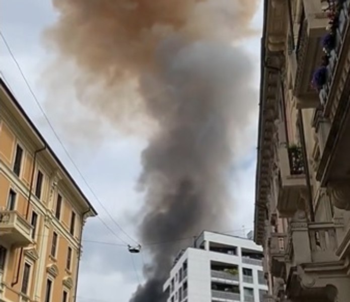 Explozie de proporții în Milano. Mai multe clădiri au fost evacuate VIDEO