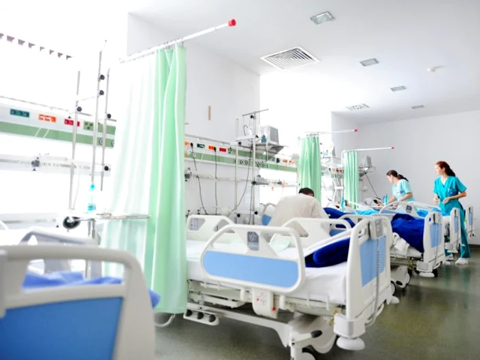 
    Un fost consilier local din Cugir a trecut prin clipe oribile din cauza noului virus Sursă foto: Shutterstock  