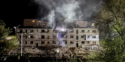 Bloc din Zaporojie distrus de atacurile cu drone rusești FOTO Reuters