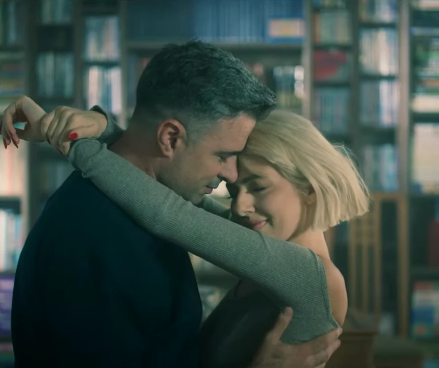 11 lidia buble acasa la cornel ilie 8 jpg jpeg