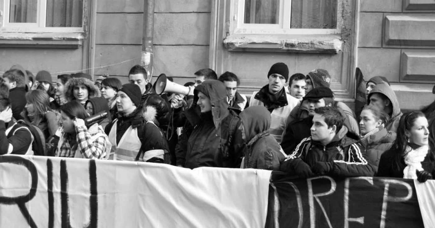 Studenţii ies în stradă în această seară. Foto: Adevărul