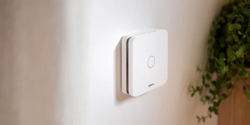 Legrand detector smart de monoxid de carbon de la Netatmo