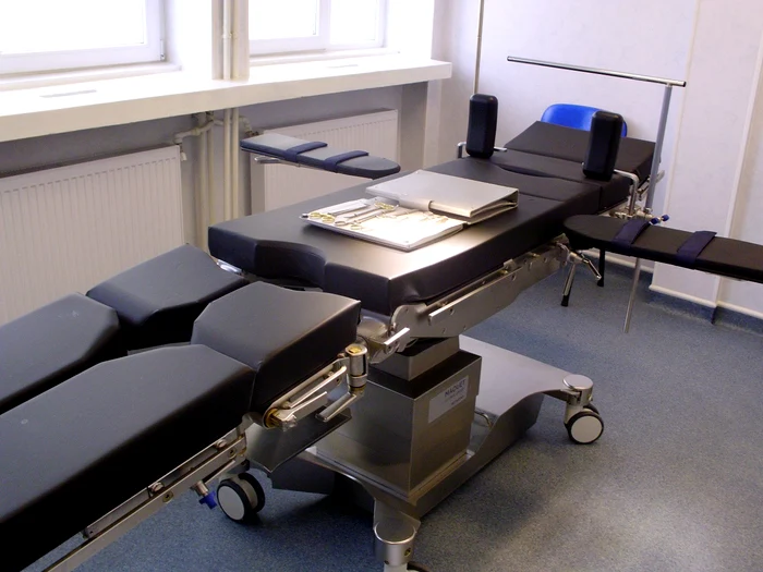 Sală tratament chirurgical
