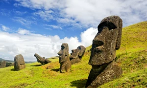 statui insula pastelui shutterstock 171875450 jpg