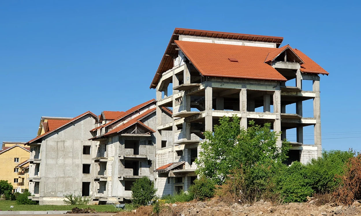 Construcția de locuințe ANL va fi reluată în cartierul Sagricom. FOTO. C.S