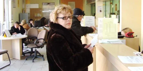 Nemţenii preferă să-şi retragă economiile decât să mai facă alte împrumuturi