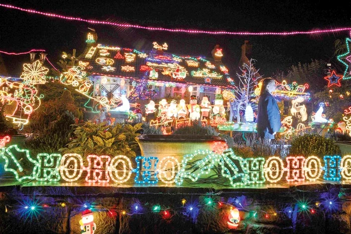 Vila cu 20.000 de  beculeţe din Freising,  în apropiere de München (Fotografii: Reuters)